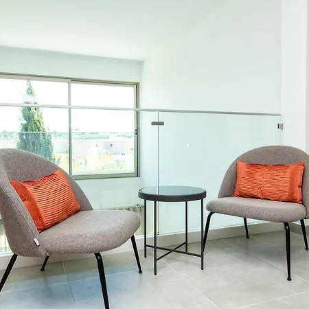 Orada 25 House - Luxurious & Games & Privat Pool & Gym * Albufeira