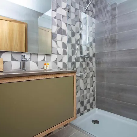 Orada 25 House - Luxurious & Games & Privat Pool & Gym